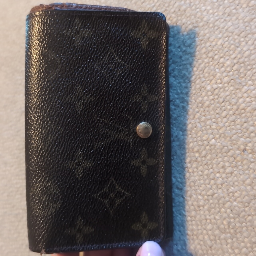 Louis Vuitton monogram wallet